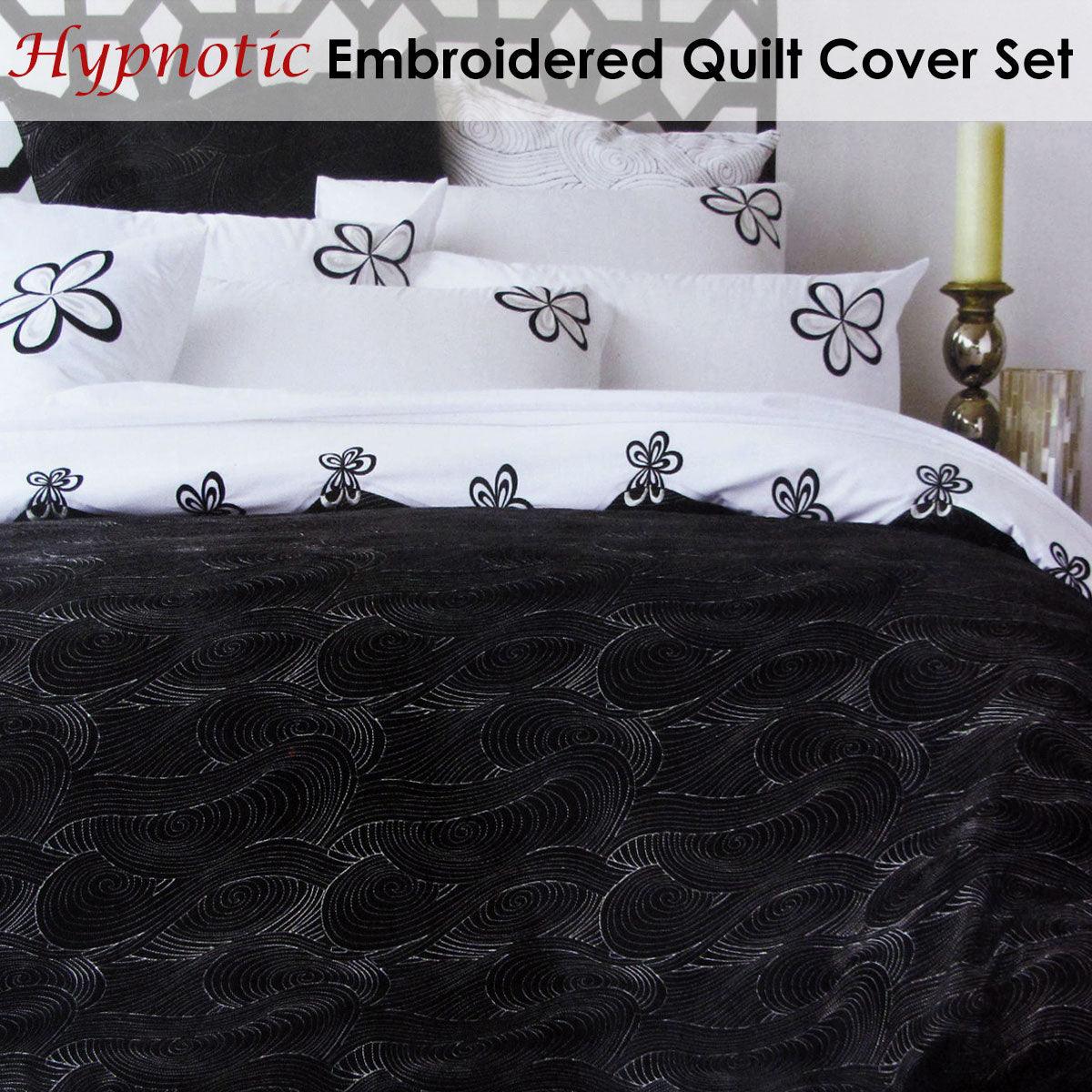 Accessorize Hypnotic Black Quilt Cover Set Queen - Harrogates