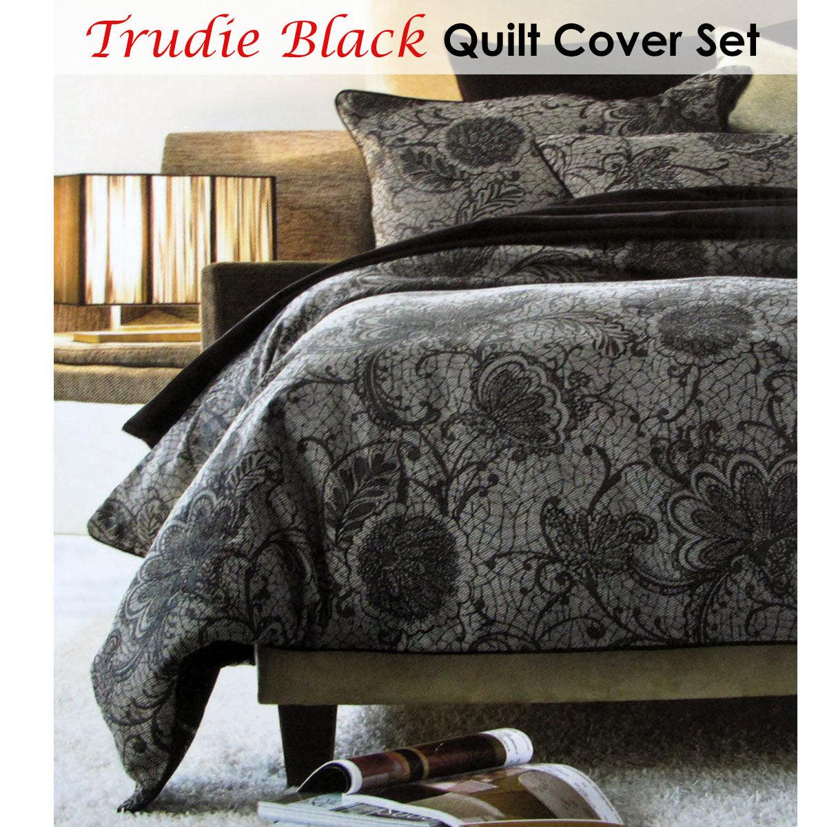 Accessorize Trudie Black Jacquard Quilt Cover Set Single - Harrogates