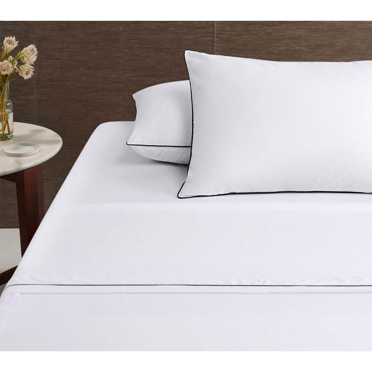 Accessorize White/Black Piped Hotel Deluxe Cotton Sheet Set Super King - Harrogates