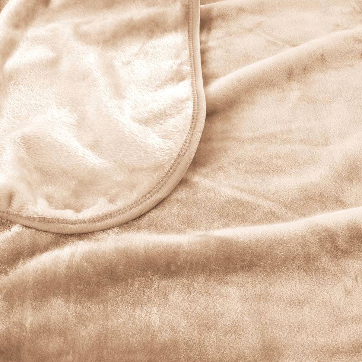 J.Elliot Home 450gsm Solid Faux Mink Blanket Natural - Harrogates