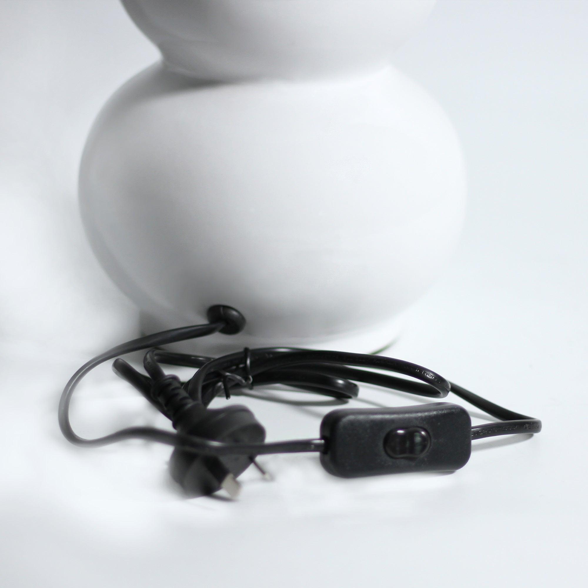 Pattery Barn Table Lamp - White - Harrogates