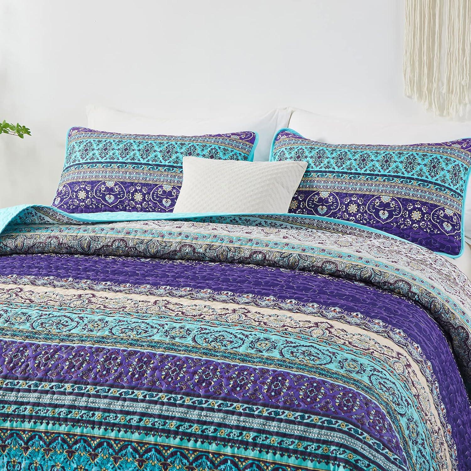 Tranquil Quilted coverlet and pillowcovers set: Perfect for Relaxation - Queen size - Harrogates