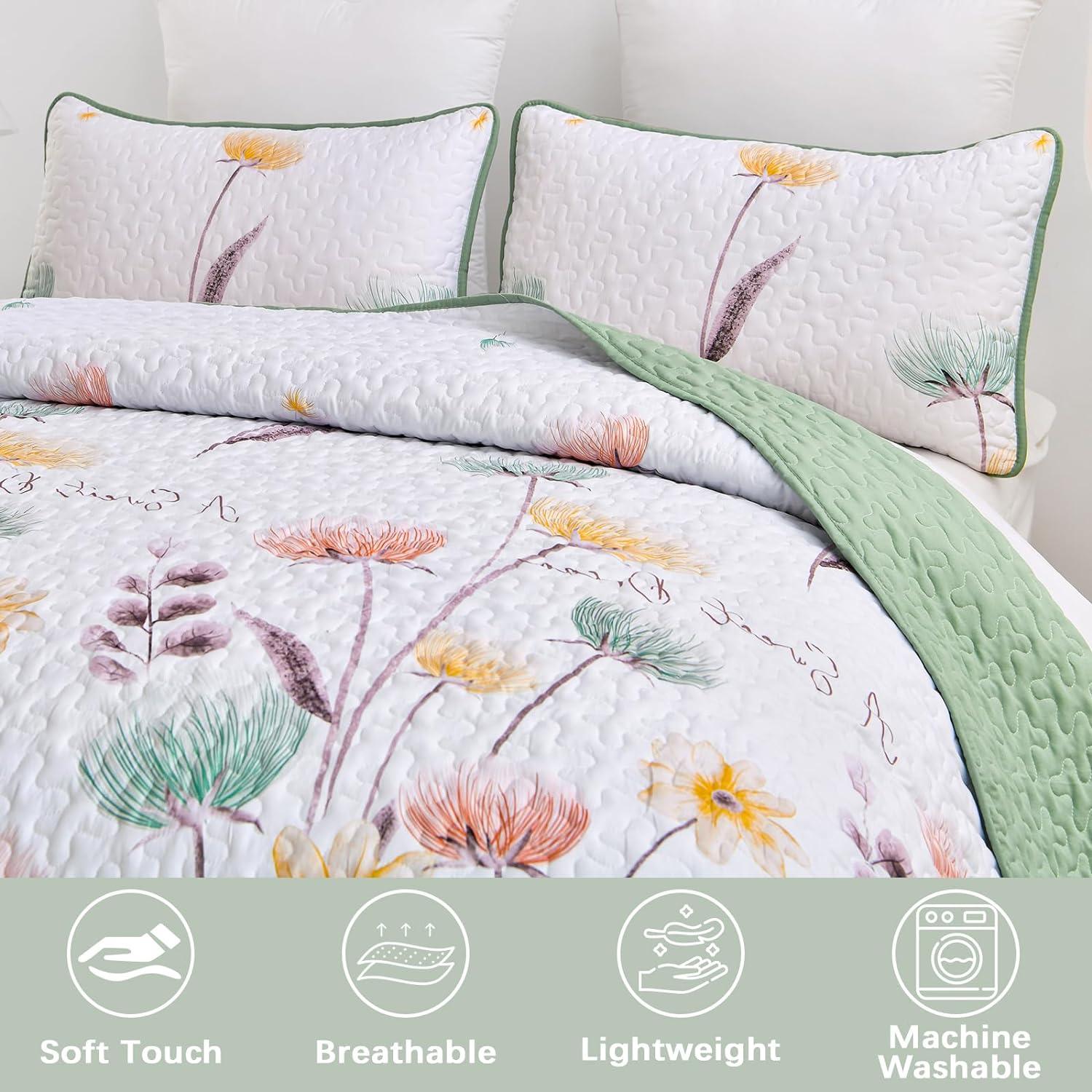Intricate Quilted Coverlet and Pillowcases Set: A Work of Art for Your Bedroom - Queen size - Harrogates