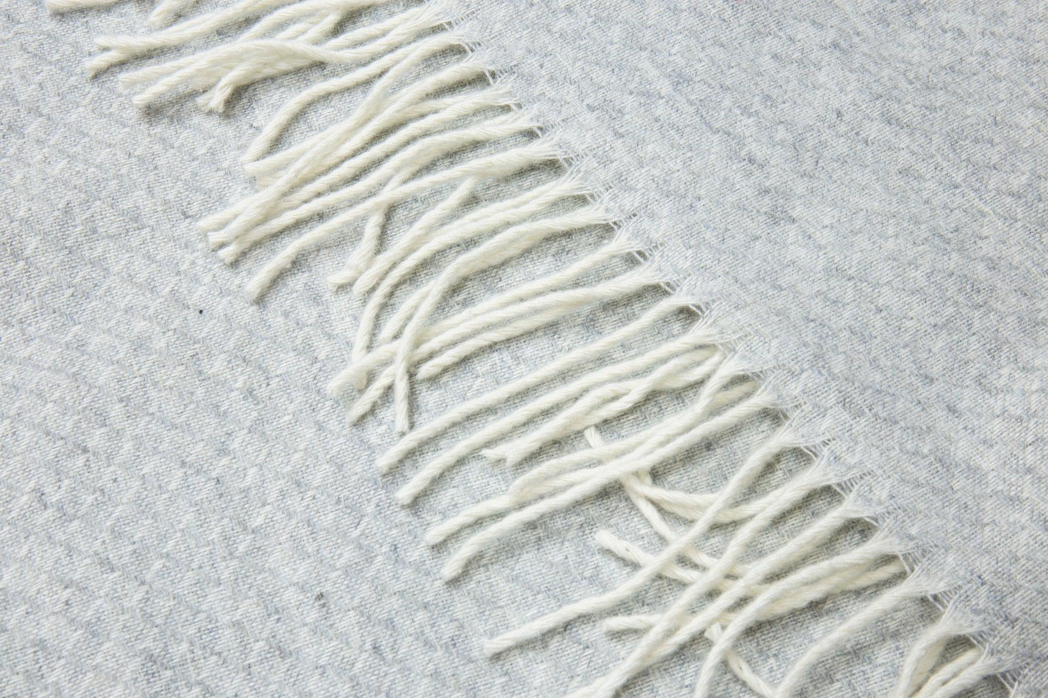 Chiswick Throw - Merino Wool/Cashmere - Light Grey - Harrogates