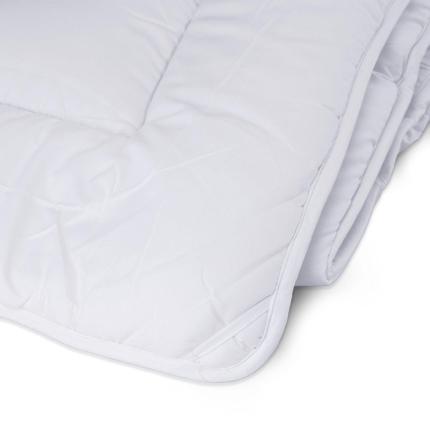 Laura Hill Microfibre Bamboo Comforter Quilt 700gsm - Queen - Harrogates