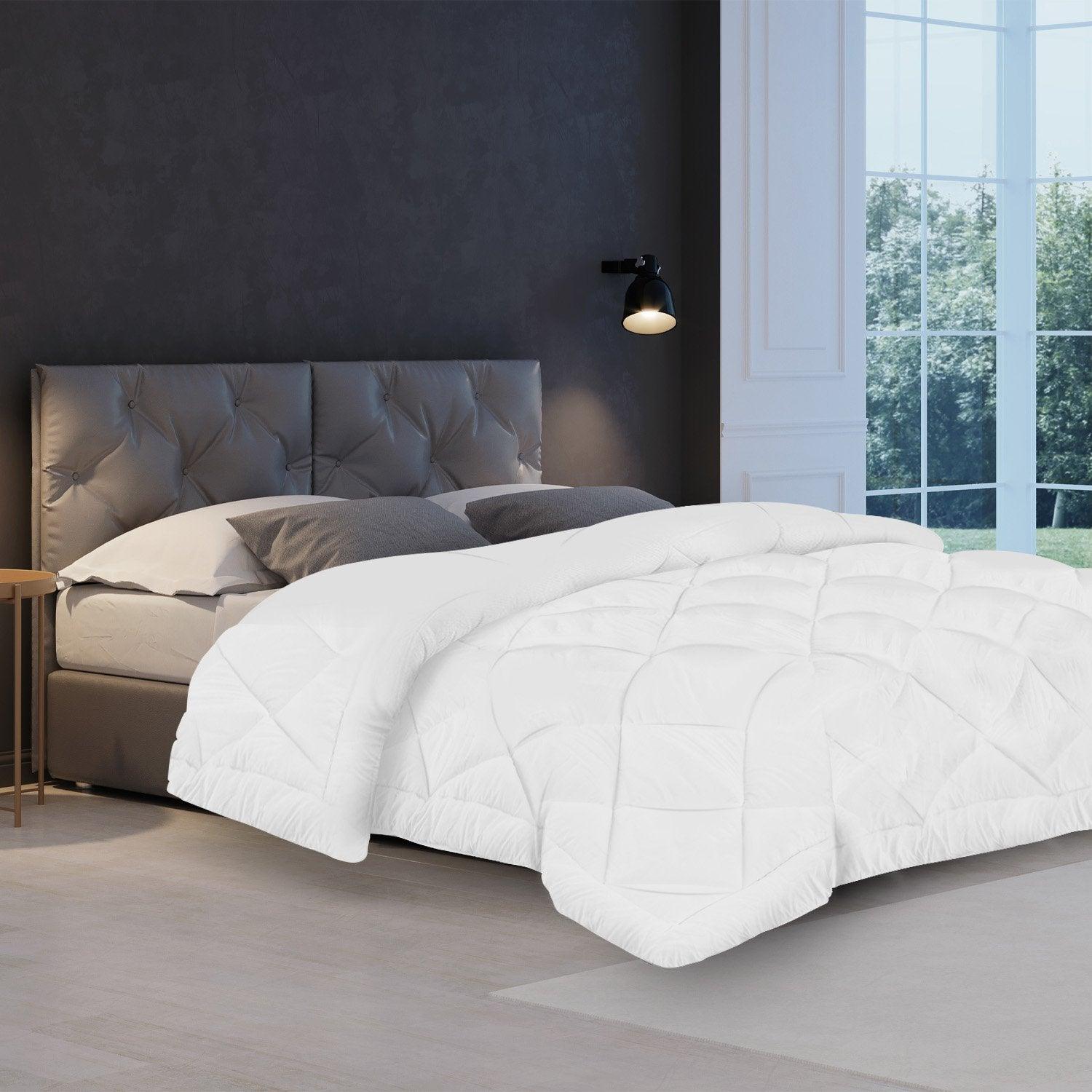 Laura Hill 800GSM Microfibre Bamboo Quilt Comforter Doona - Queen - Harrogates