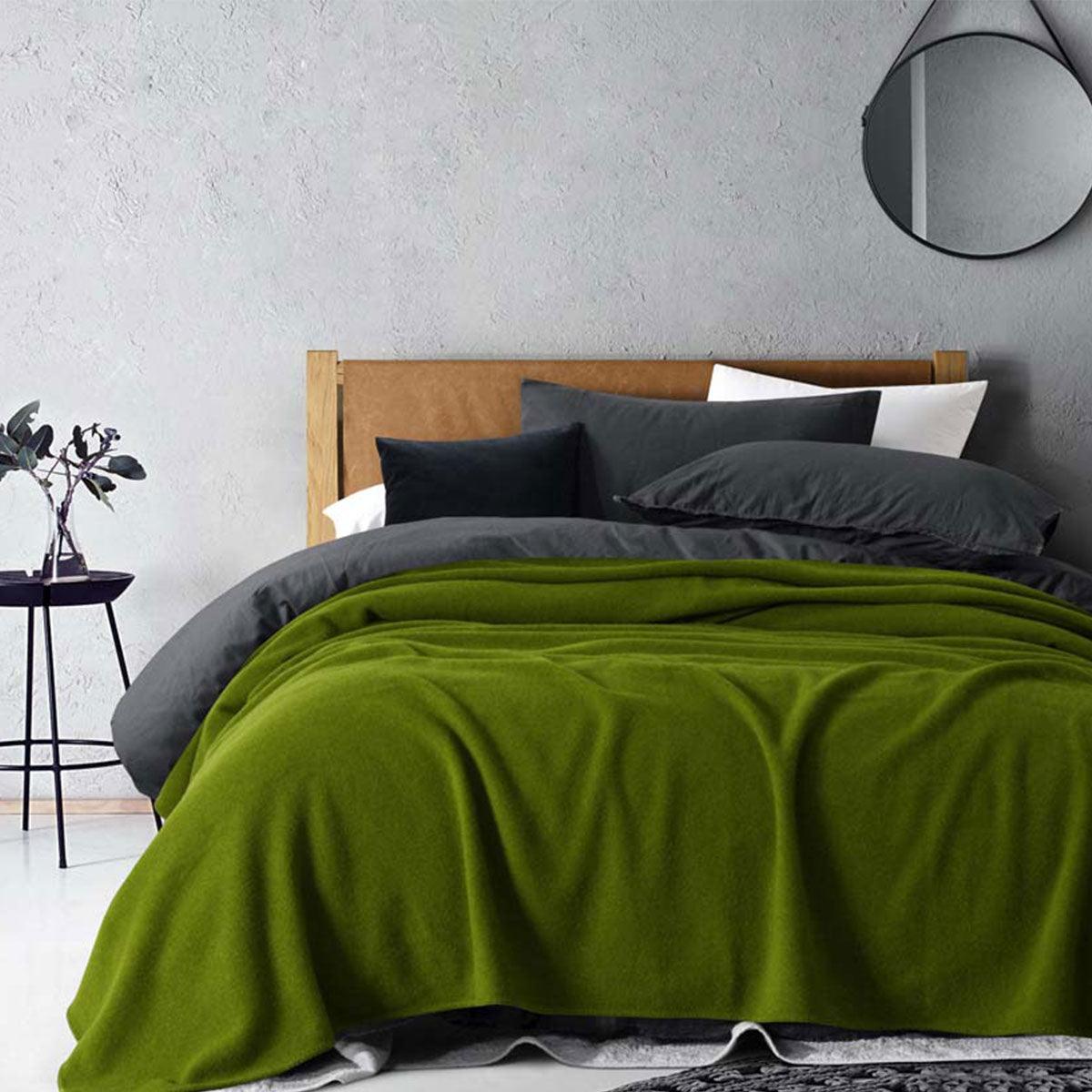 Laconia 400GSM Premium Australian Pure Wool Blanket Moss Green Super King - Harrogates