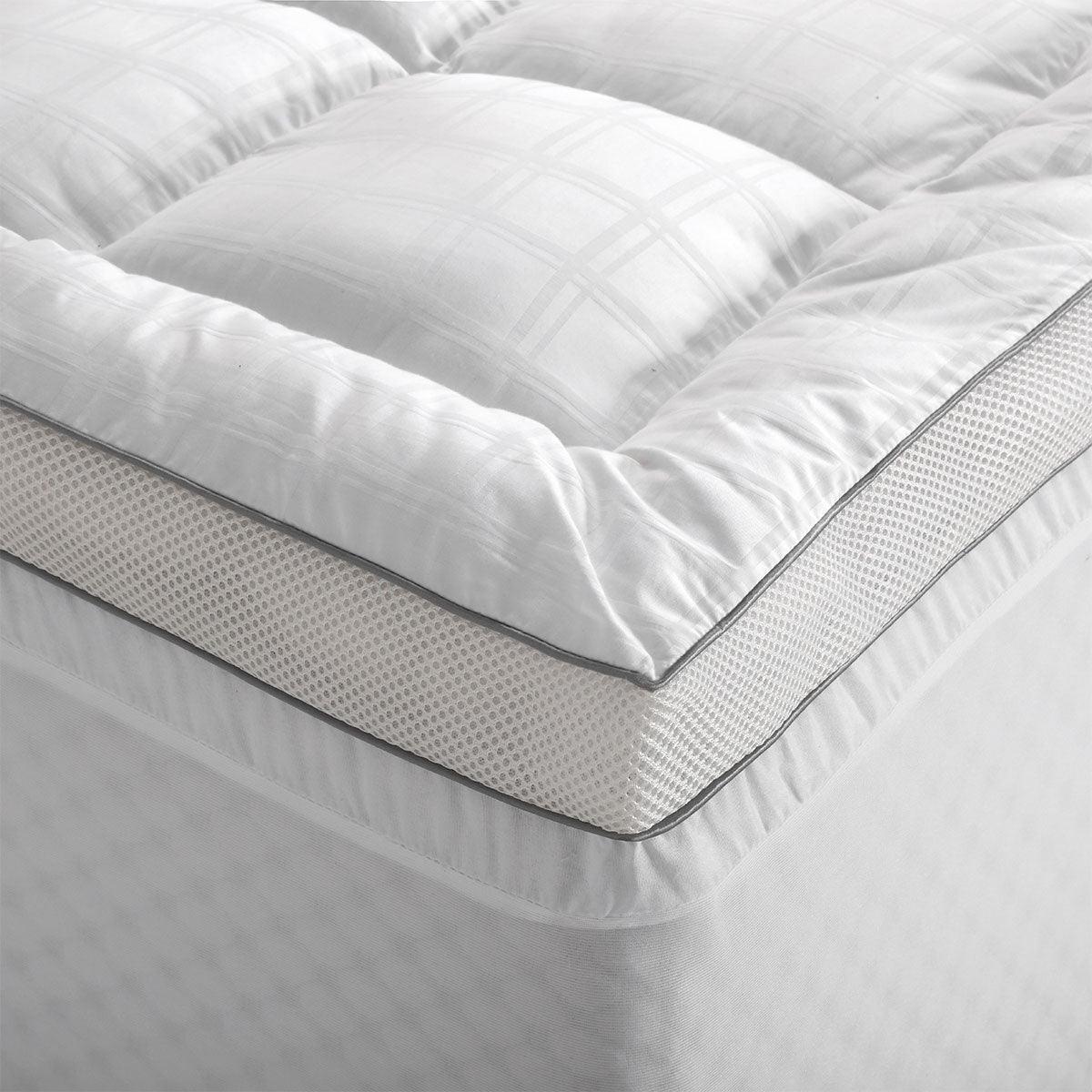 Accessorize Deluxe Hotel Mattress Topper Super King - Harrogates