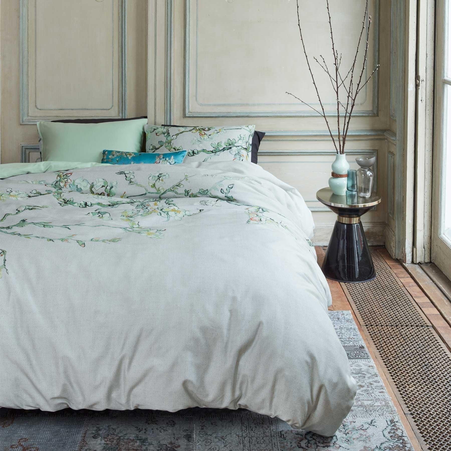 Bedding House Blossom Grey Quilt Cover Set Super King - Harrogates