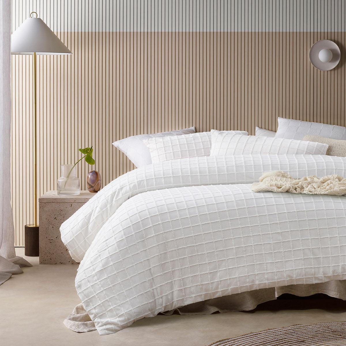 Vintage Design Homewares Parquet White Cotton Quilt Cover Set Queen - Harrogates