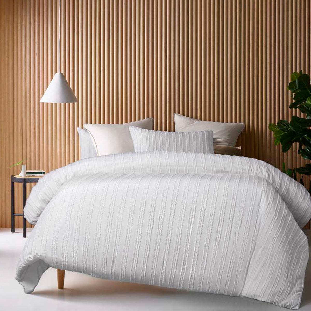 Vintage Design Homewares Reflections White Cotton Quilt Cover Set Queen - Harrogates