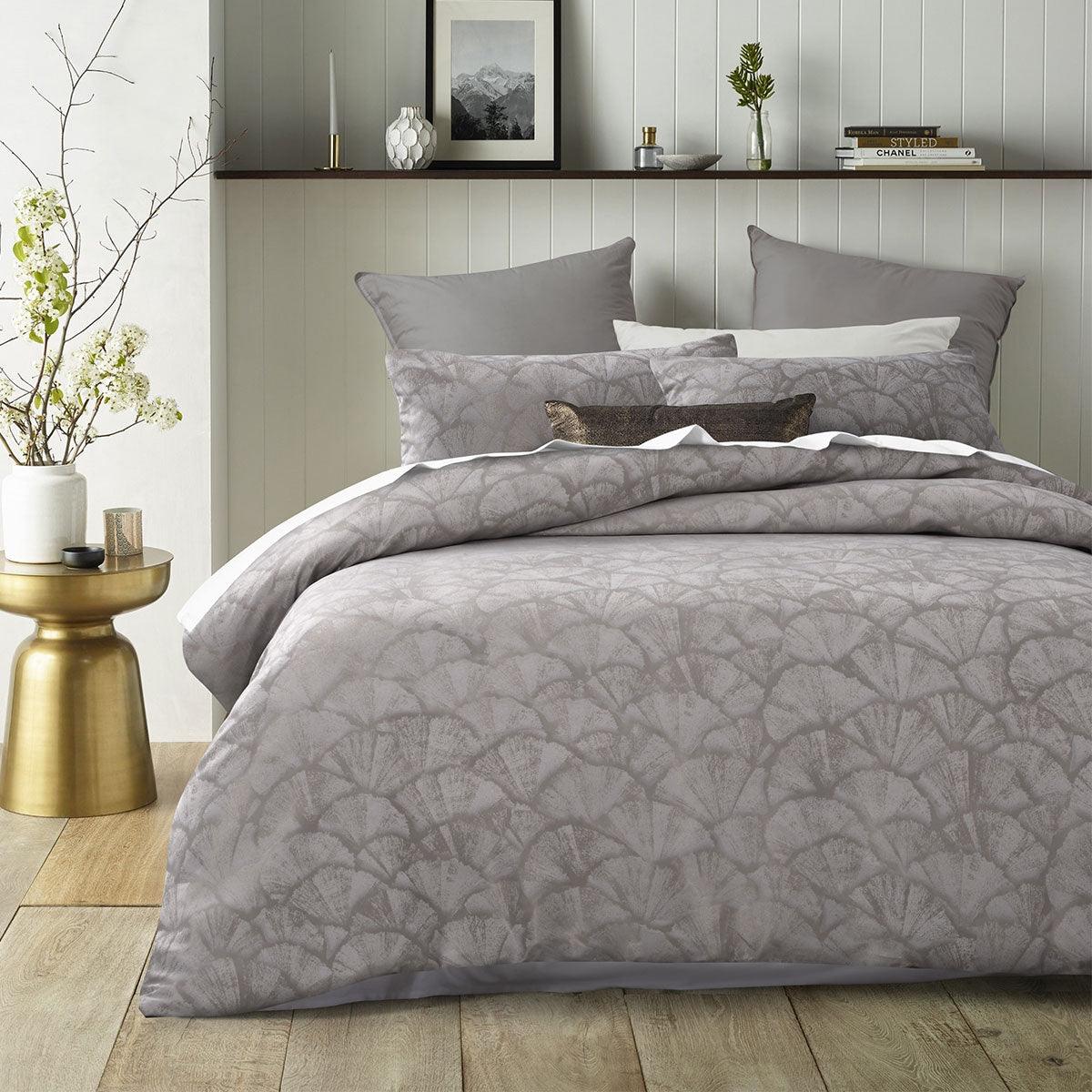 Accessorize Shells Jacquard Quilt Cover Set King - Harrogates