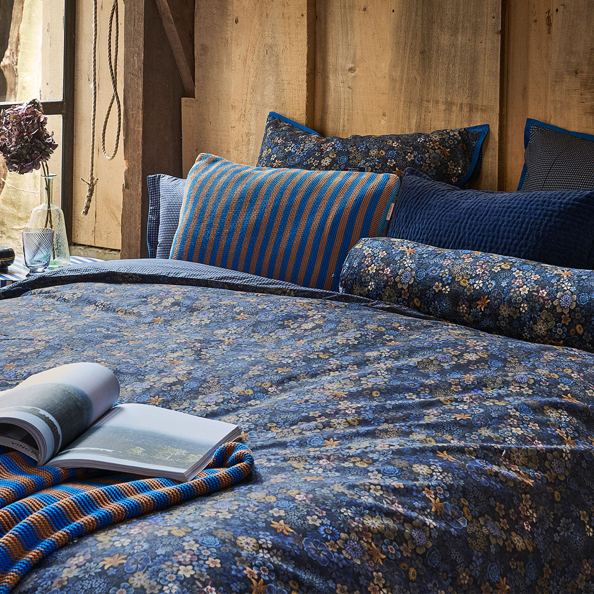 PIP Studio Tutti i Fiori Dark Blue Cotton Quilt Cover Set King