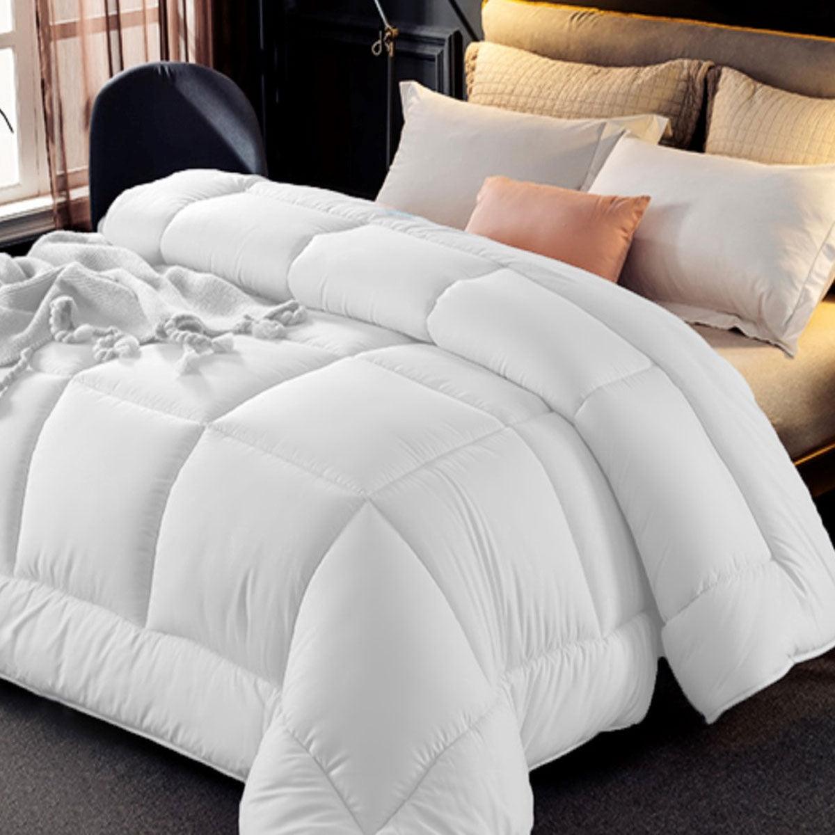 Ramesses 800GSM All Season Antibectiral Microfibre Quilt Queen - Harrogates