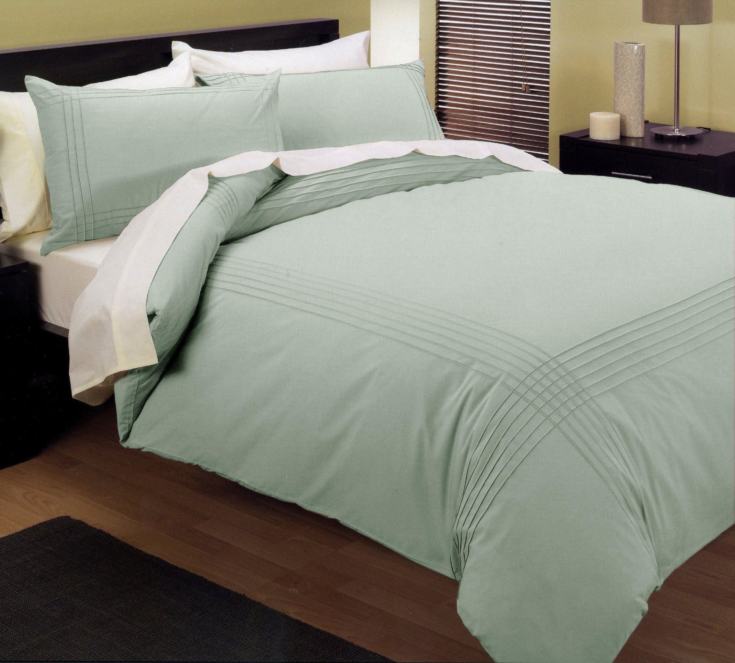Kingtex Pintuck Quilt Cover Set Melon Queen - Harrogates