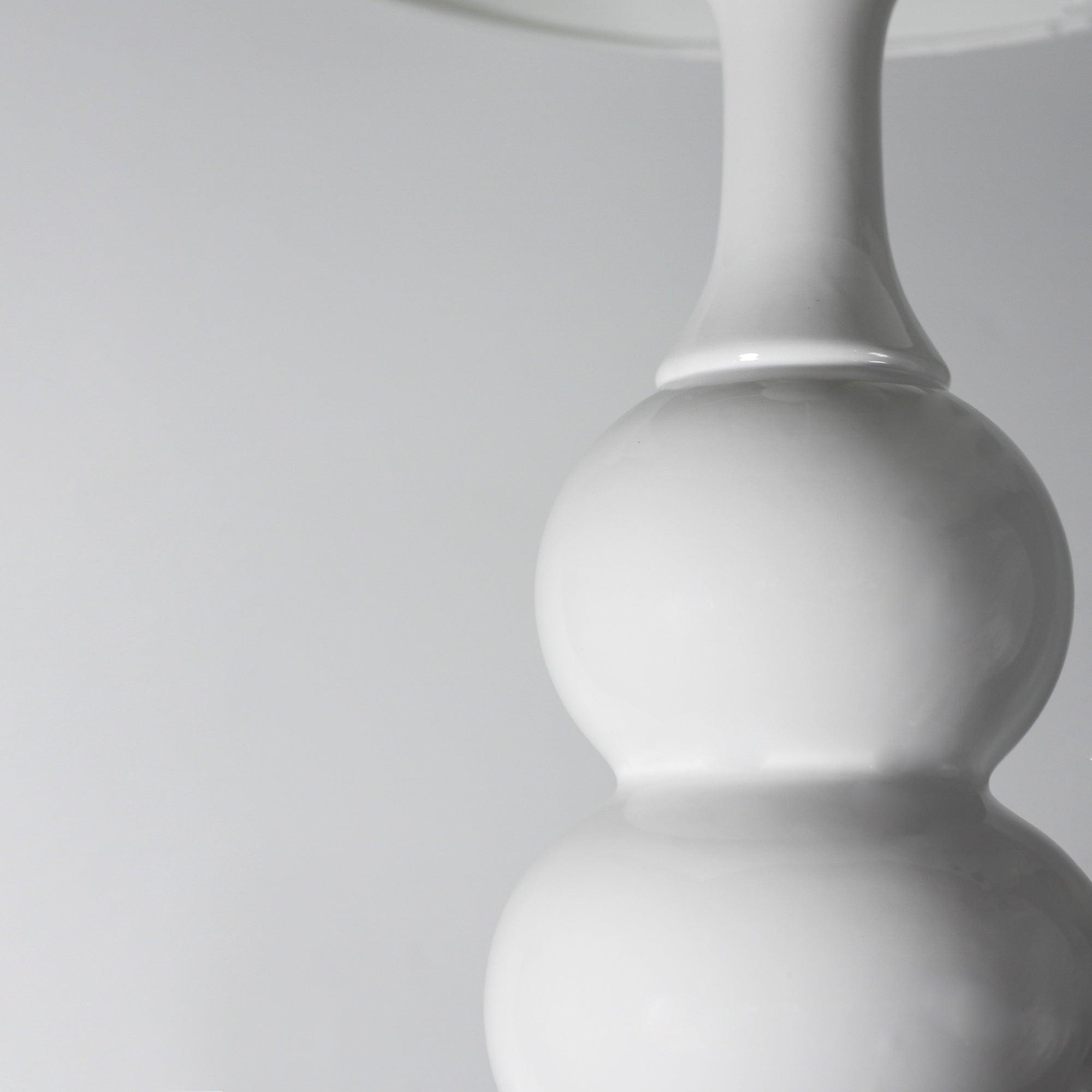 Pattery Barn Table Lamp - White - Harrogates