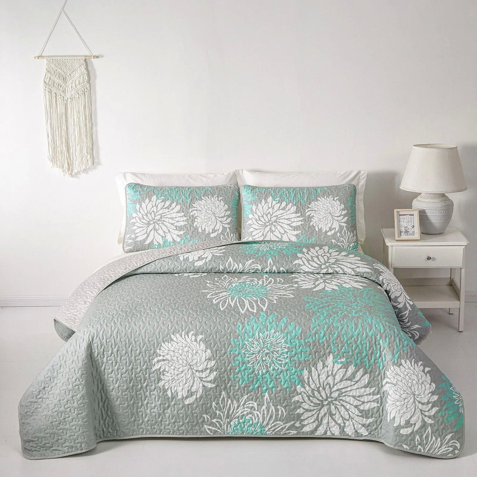 Elegant Quilted Bedspread and Pillowcases Set: Infuse Your Bedroom with Charm - Queen size - Harrogates