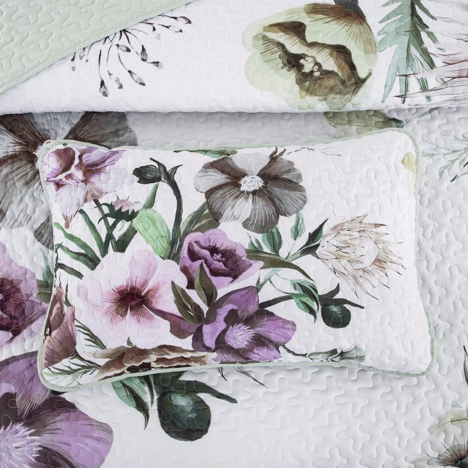 Deluxe Quilted Bedspread and Pillowcases Set: Infuse Your Bedroom with Style - Queen size - Harrogates