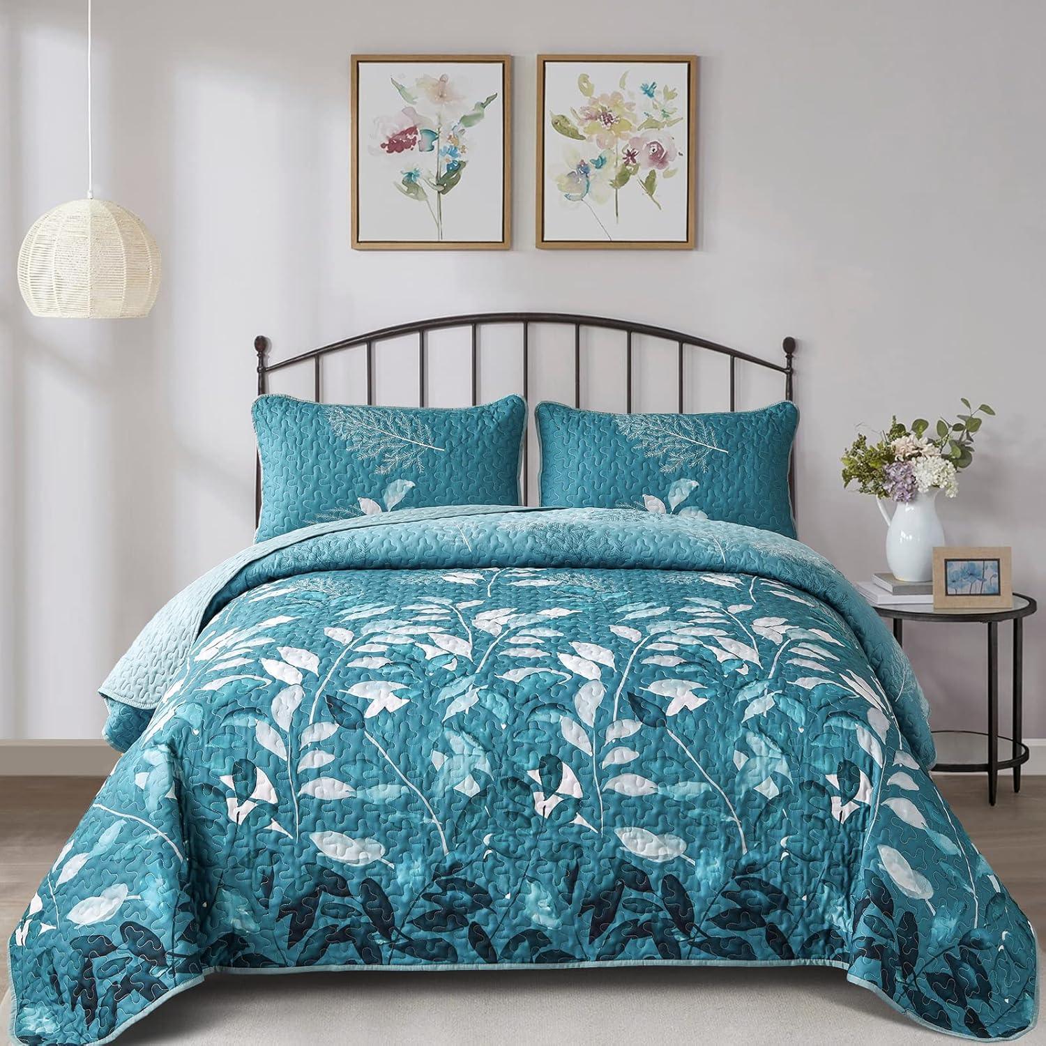 Decadent Quilted Coverlet and Pillowcases Set: Experience Supreme Comfort - Queen size - Harrogates