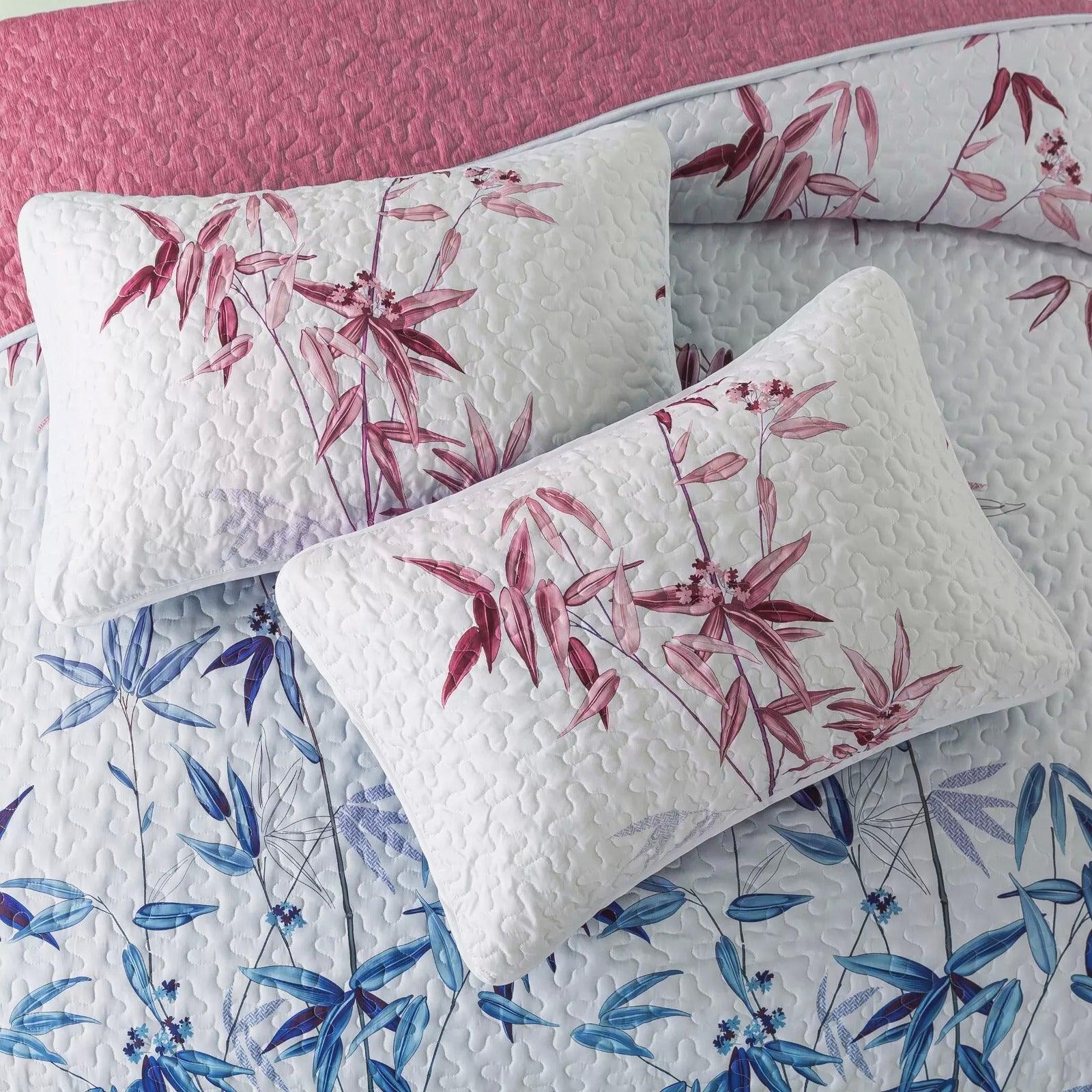 Floral Quilted bedspread and pillowcovers set: Embrace Nature Indoors - Queen size - Harrogates