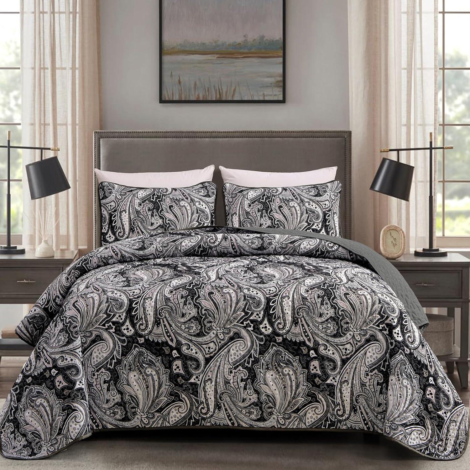 Artful Quilted Coverlet and Pillowcases Set: Beauty in Every Stitch - Queen size - Harrogates