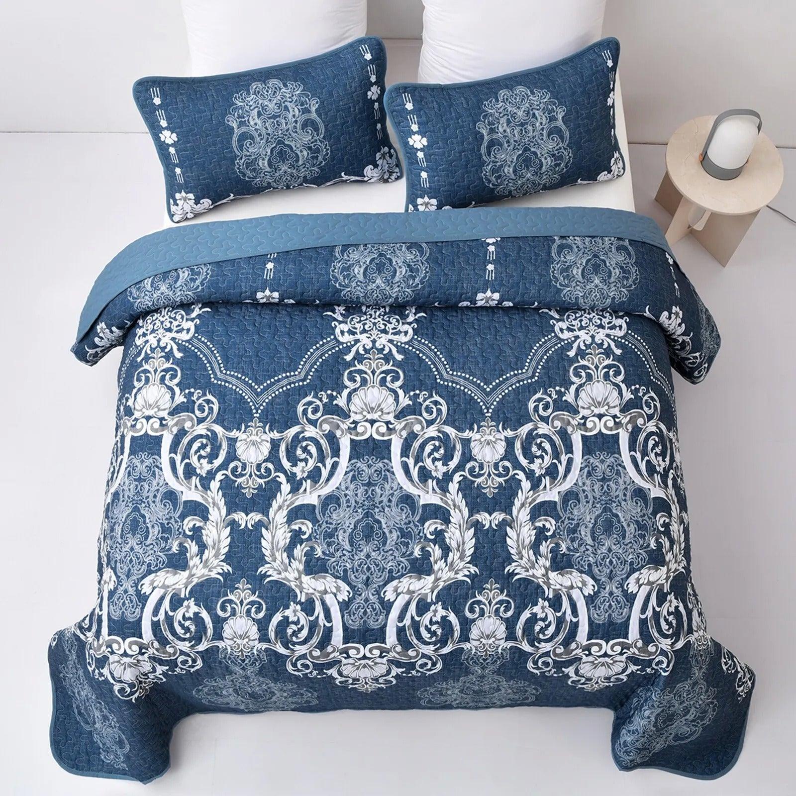Alluring Quilted bedspread and pillowcovers set: Luxurious Bedroom Addition - Queen size - Harrogates