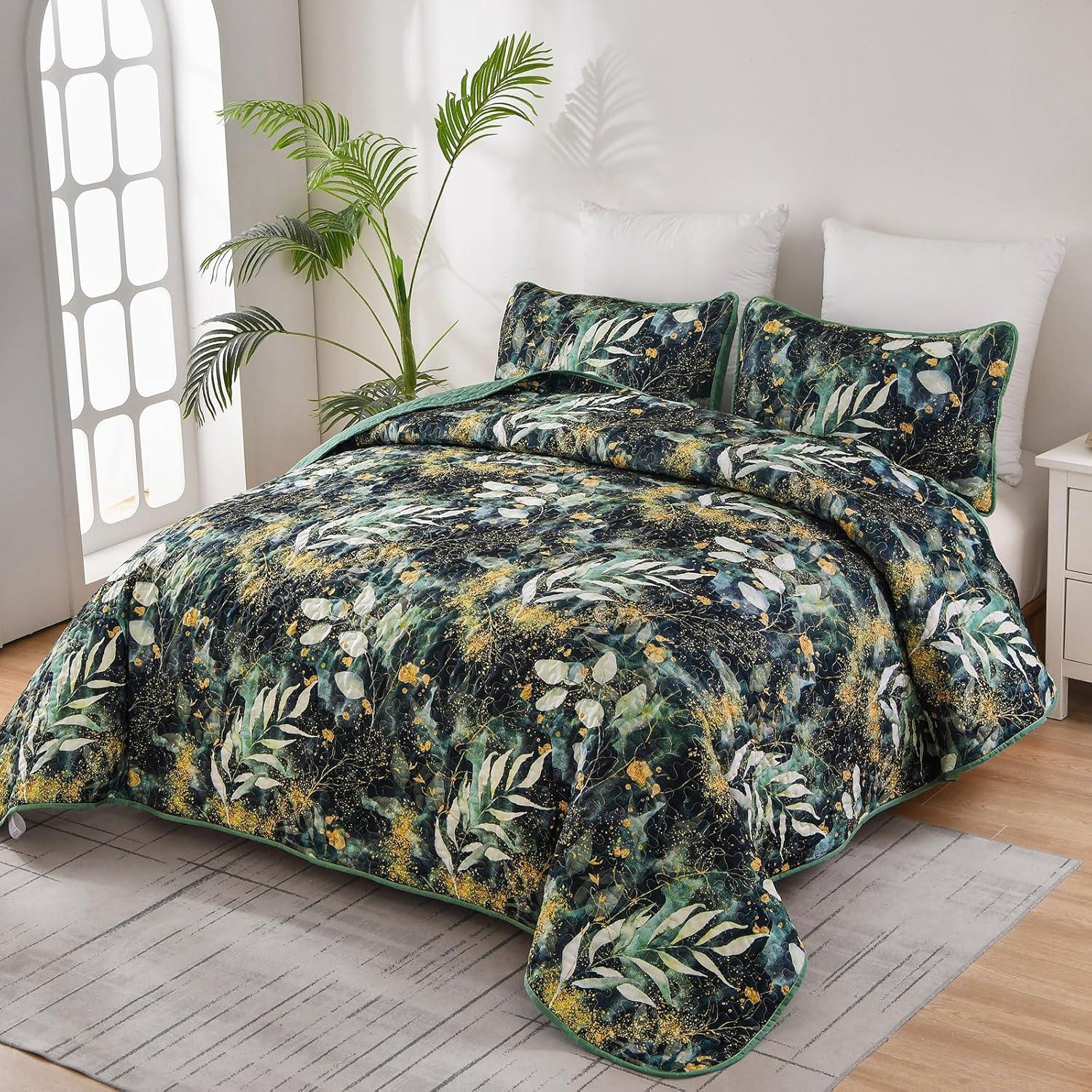 Lush Quilted coverlet and pillowcovers set: Soft and Cozy Feel - Queen size - Harrogates