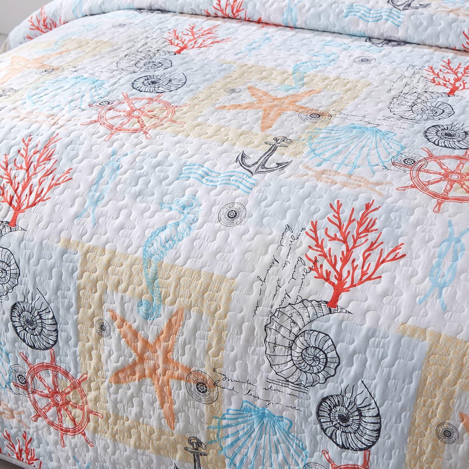 Decorative Quilted coverlet and pillowcovers set: Enhance Your Home Decor - Queen size - Harrogates